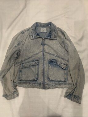 Ci Sono Light Wash Blue Denim Jacket - Zip Front